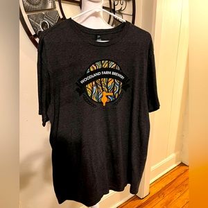 Men’s Woodland Farms Brewery tshirt. Excellent condition. Size large.
